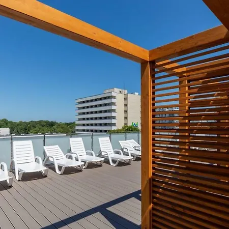 Blizej Morza 63 Z Garazem Daire *