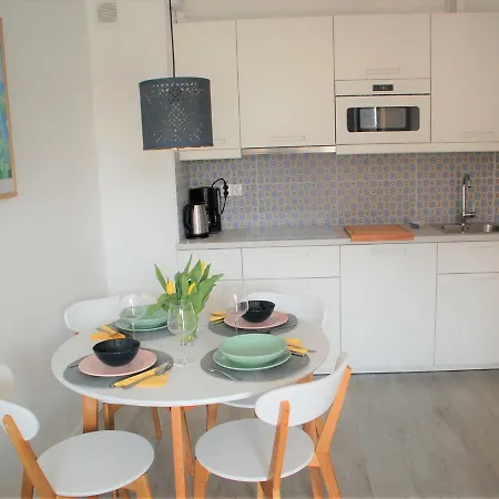 Blizej Morza 63 Z Garazem Daire Kolobrzeg